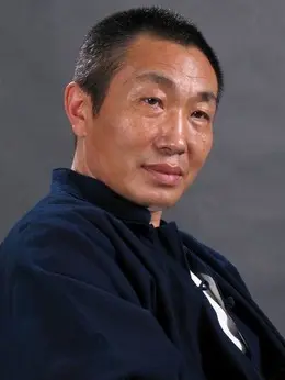 王彭泽（杜源饰演）