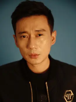 谭史明（徐洪浩饰演）